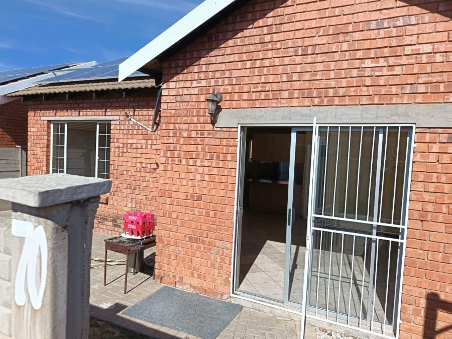 To Let 2 Bedroom Property for Rent in Noordhoek Free State